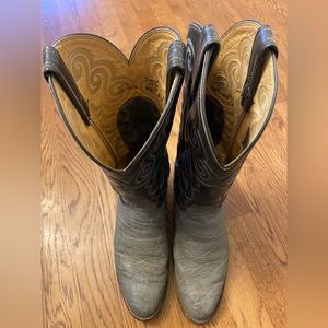 Exotic Elephant Hide Tony Lama Boots. Men’s size 8D